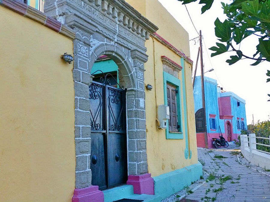  Šarmantno živopisno selo Koskinou na Rodosu 